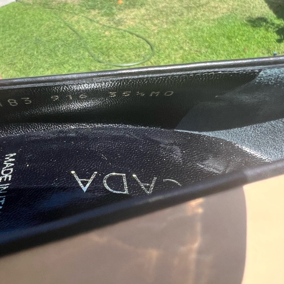 NWOT Escada heels two tone size 35.5 - Picture 7 of 9